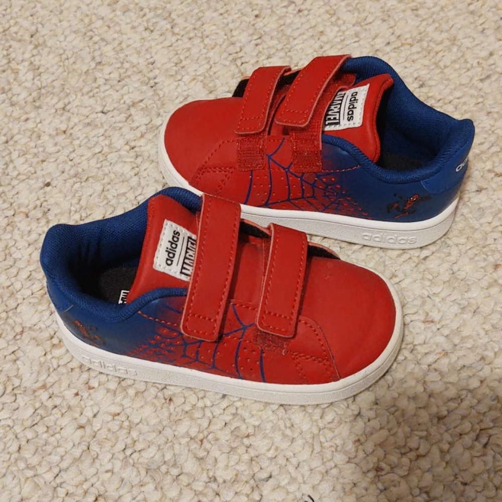 Adidas Spiderman Toddler Boy Sneaker S6